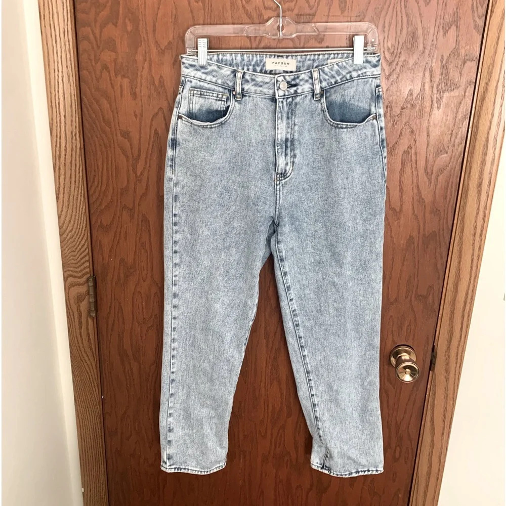 PacSun Light Wash Mom Jeans